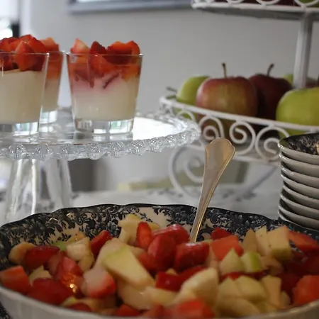 Clodia - Adults Only